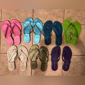 New York & company flip flops 6.5